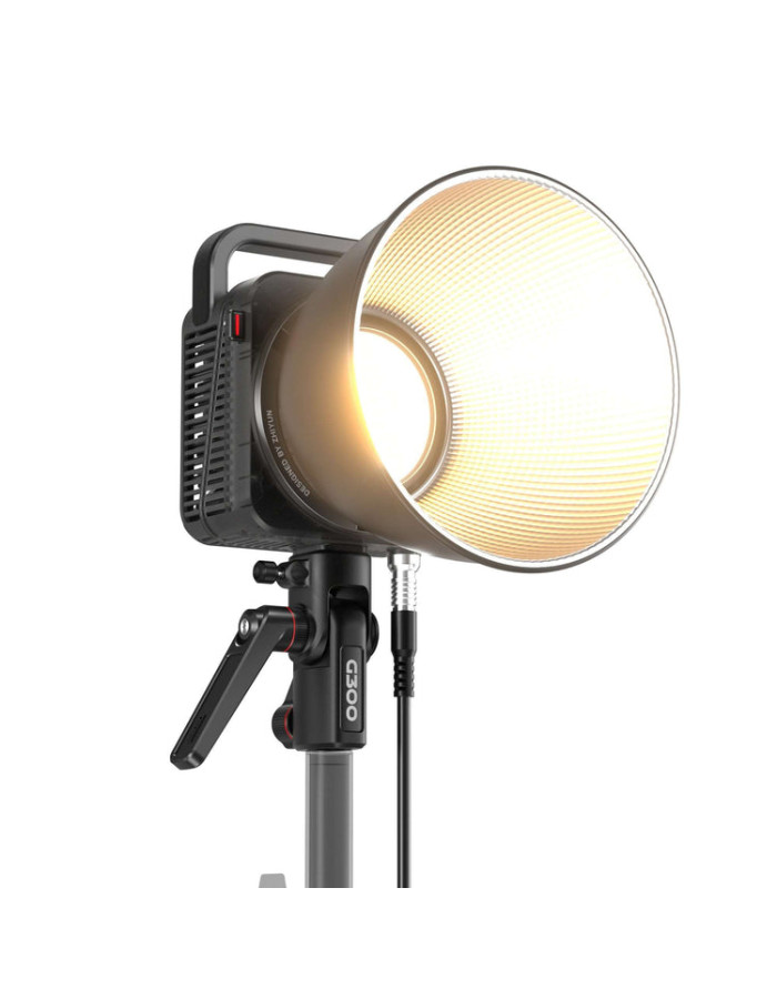 ZHIYUN MOLUS G300– 300W COB Light